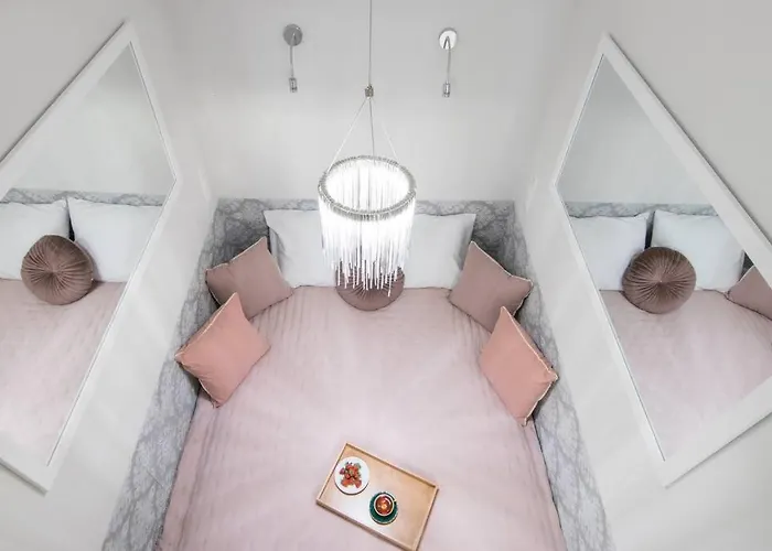 1 - Bedroom - Plac Na Groblach 19